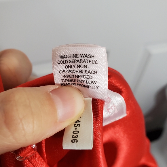 Victoria's Secret red babydoll negligee with bow - Picture 9 of 10